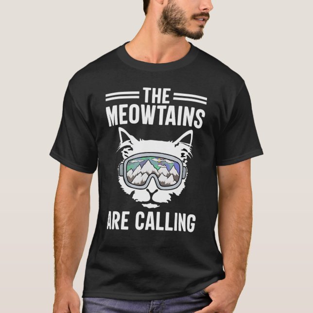 Katze in den Meowtains nennt man Snowboard-Ski Mou T-Shirt (Vorderseite)