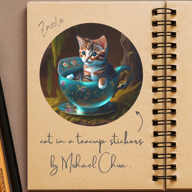 Katze in einem Teacup | Kitten in einem Teacup Cat Runder Aufkleber (Von Creator hochgeladen)