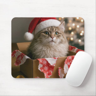 Katze in einer Weihnachtsgeschenkbox Mousepad