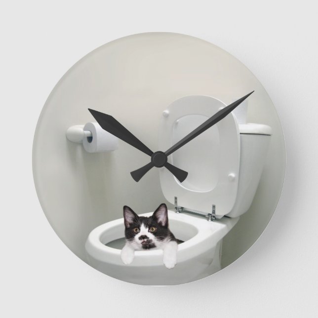 Katze in Toilettenschüssel Runde Wanduhr (Vorderseite)