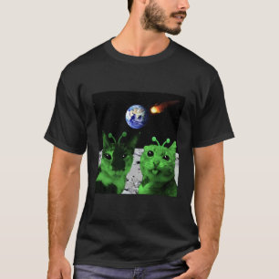Katze Meme Alien Grüne Katze Selfie UFO Lustig Rau T-Shirt
