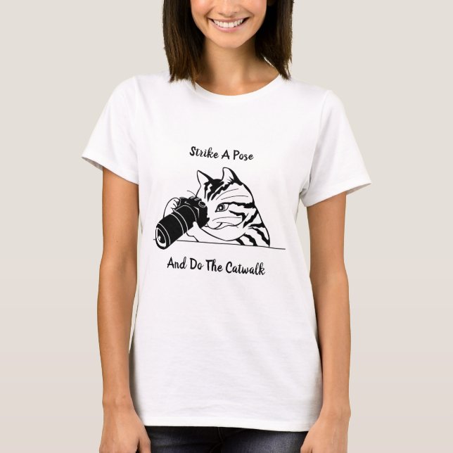 Katze mit schwarz-weiß Kamera T-Shirt (Vorderseite)