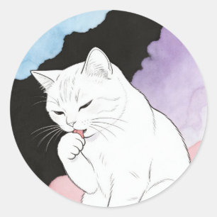 Katze reinigt ihre Pfote Runder Aufkleber