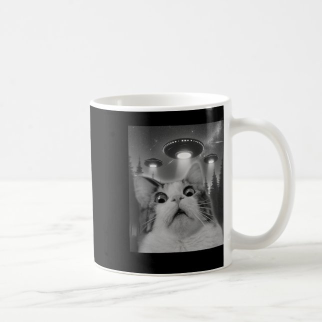 Katze Selfie mit Ufos Kaffeetasse (Rechts)