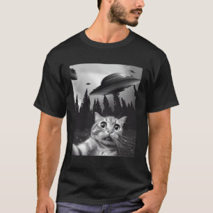 Katze Selfie mit Ufos T-Shirt