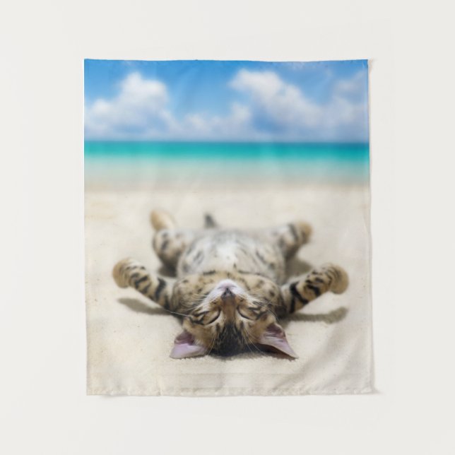 Katze Sonnenbaden am Strand Wandteppich (Vorderseite)