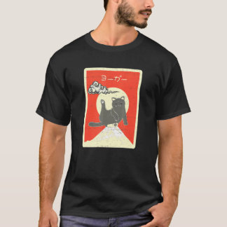 Katze streckt Bein hoch zum Mt Fuji im Distressed T-Shirt