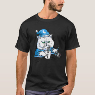 Katze trinkt Kaffee müde Katze schaut fern lustig  T-Shirt