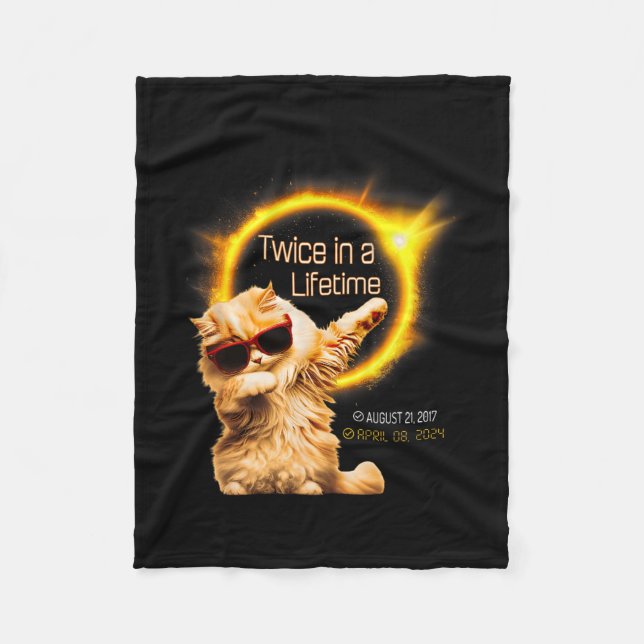 Katze zweimal im Lifetime Solar Eclipse April 04.0 Fleecedecke (Vorderseite)