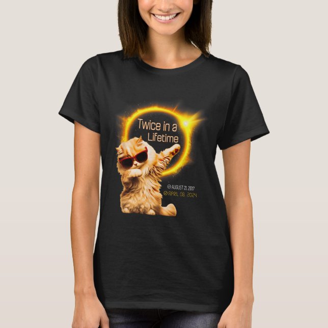 Katze zweimal im Lifetime Solar Eclipse April 04.0 T-Shirt (Vorderseite)