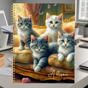 Katzen auf dem Sofa - niedliche Szene im Vintagen Planer