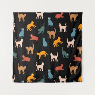 Katzen auf schwarz wandteppich