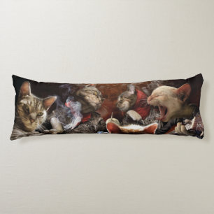 Katzen, die Poker spielen Seitenschläferkissen