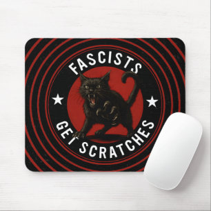 Katzen gegen Faschisten Mousepad