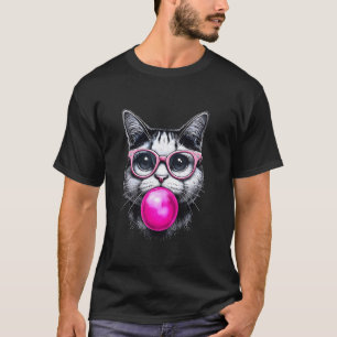 Katzen Gesicht Mit Rosa Brille Bläst Eine Große Bl T-Shirt