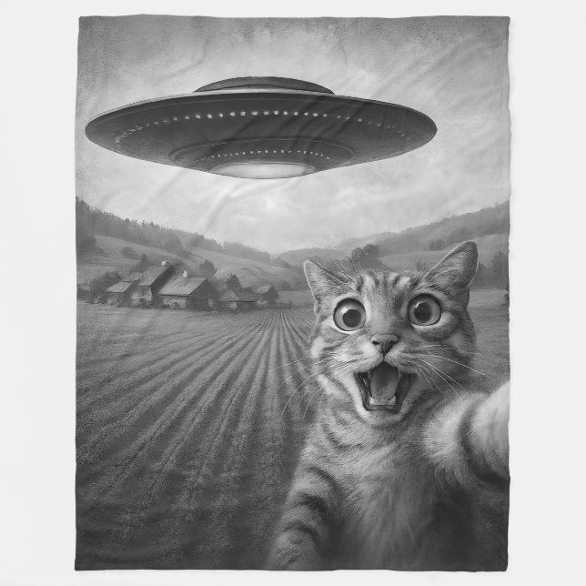 Katzen-Selfie mit Alien-UFO Lustige Katzen-Geschen Fleecedecke (Vorderseite)