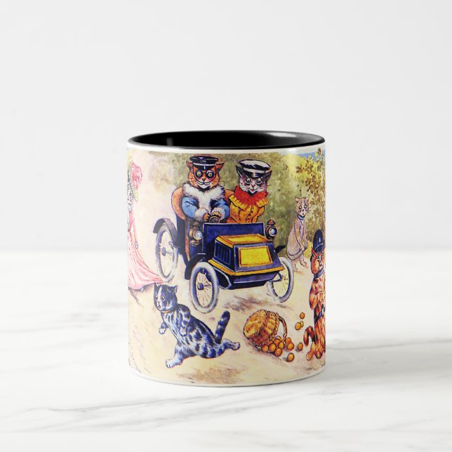 Katzen und Autos von Louis Wain Zweifarbige Tasse (Mittel)