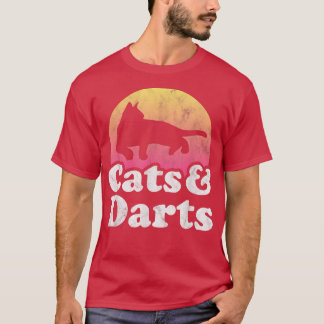 Katzen und Darts, für Männer oder Frauen  T-Shirt
