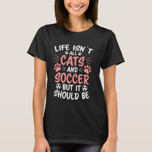 Katzen und Fußball Lustiger Fußball T-Shirt