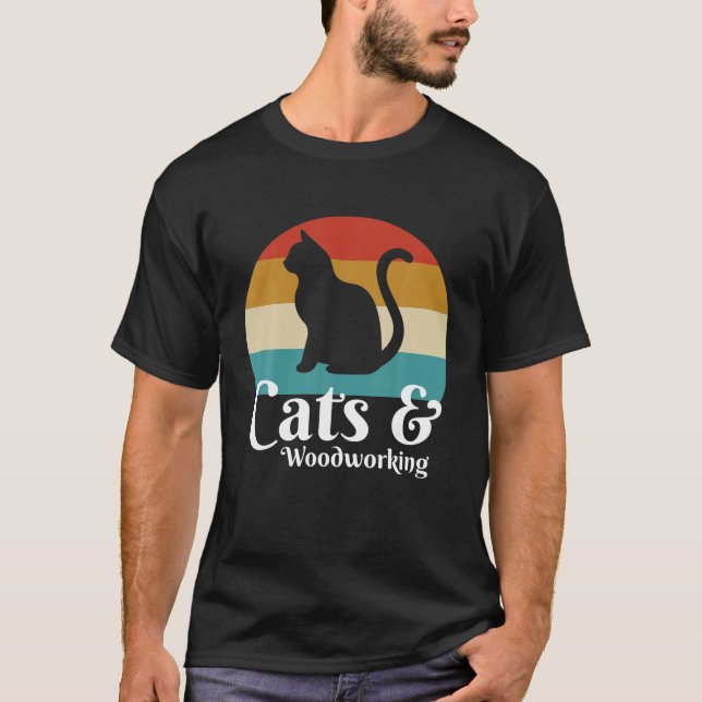 Katzen und Holz T-Shirt (Vorderseite)