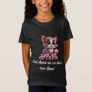 Katzen wählen uns aus; wir besitzen sie nicht T-Shirt
