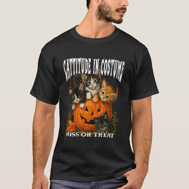 Katzenattitüde in Kostümen ZISCHEN oder Behandeln  T-Shirt (Vorderseite)