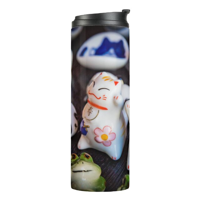 Katzenfiguren werden thermosbecher (Nach links gedreht)