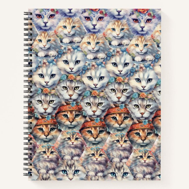 Katzengesichter mit Hexagon-Muster Notizbuch (Vorderseite)