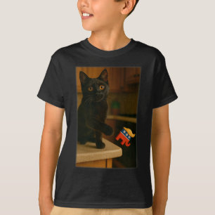 Katzenkatze, die Trump von der Gegenüberstellung a T-Shirt