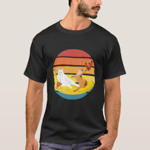 Katzenreiten auf Banane und Pizzaretro halten T-Shirt