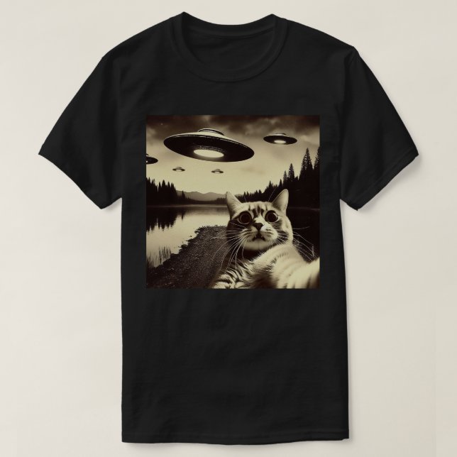 Katzenselfie mit UFO T-Shirt (Design vorne)