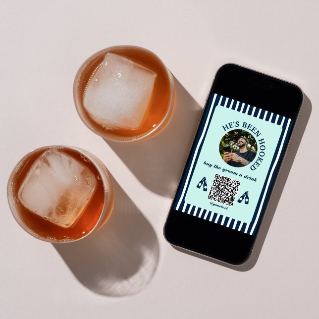 Kaufen Sie die Groom A Drink Foto Qr Code Bachelor Karte (Buy The Groom A Drink Photo Qr Code Bachelor Party Card)