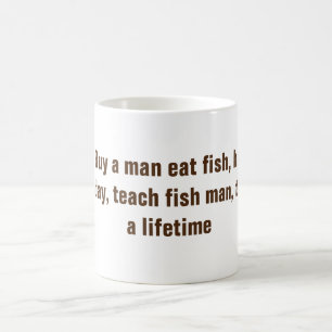 Kaufen Sie einen Mann fressen Fisch T - Shirt Kaffeetasse