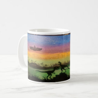 Kautschukhühner-UFO in einem Urwald Kaffeetasse