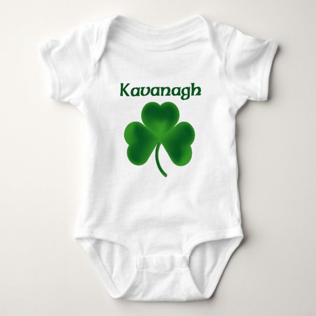 Kavanagh Kleeblatt Baby Strampler (Vorderseite)
