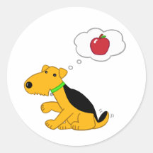 Kawaii Airedale Terrier Dog Denken an einen Apple