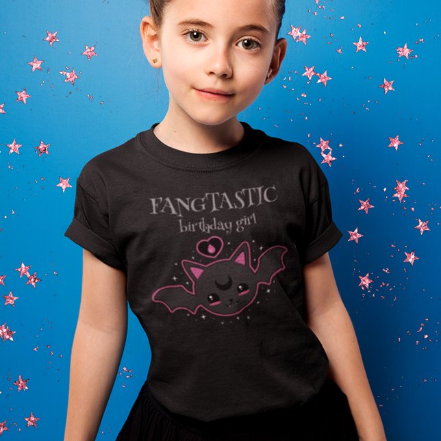 Kawaii Bat Halloween-Girl-Party T-Shirt (Von Creator hochgeladen)