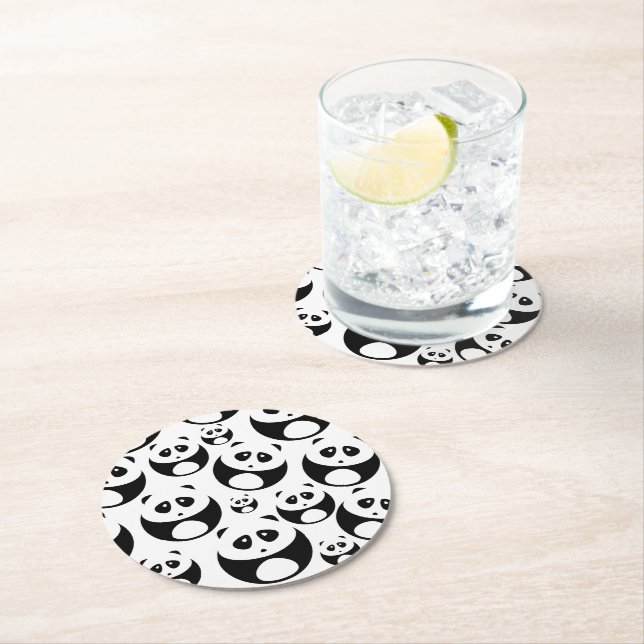 Kawaii Black and White Panda Muster Runder Pappuntersetzer (Vor Ort)