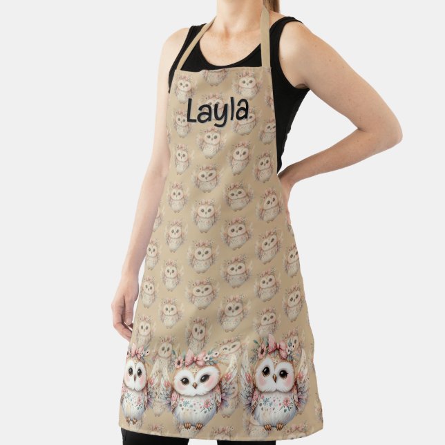 Kawaii Boho Owl Illustration Taupe Schürze (InSitu)