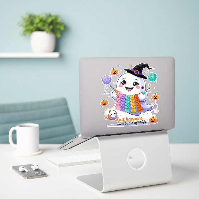 Kawaii Ghost Knitting Sticker - Niedliches Hallowe (Laptop auf Schreibtisch)