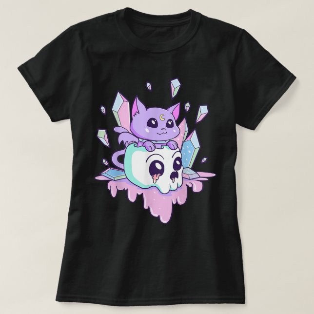 Kawaii Gothic Cat Crystal Skull Art T-Shirt (Design vorne)