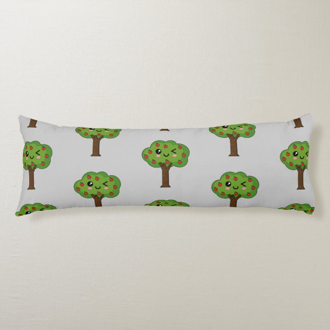 Kawaii Happy Winking Apple Tree Seitenschläferkissen (Vorderseite)
