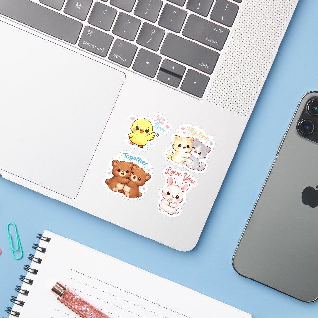 Kawaii Love Animals Sticker Set – Sweet Valentine  (Laptop mit iPhone)