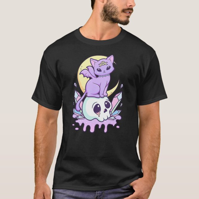 Kawaii Pastel Goth Cute Scary Witchy Cat and Skull T-Shirt (Vorderseite)