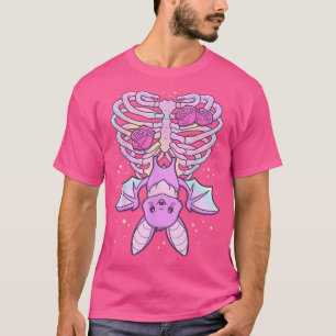 Kawaii Pastel Goth Niedlich Creepy Bat Skelett  T-Shirt