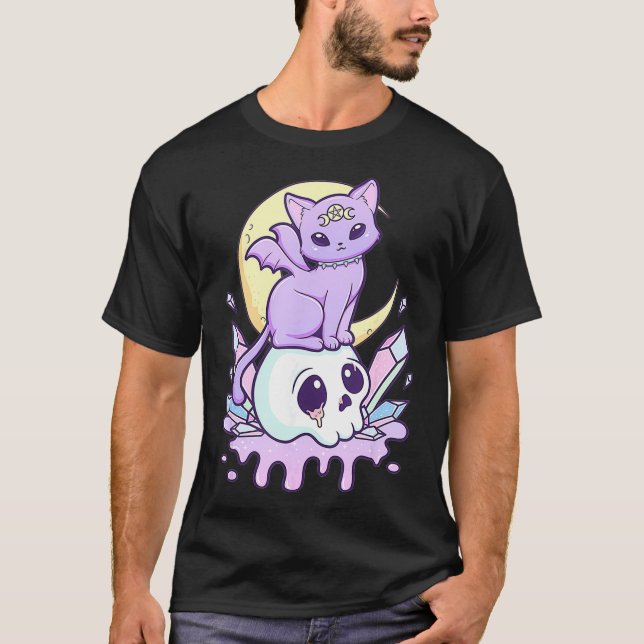 Kawaii Pastel Goth Niedlich Creepy Witchy Cat und  T-Shirt (Vorderseite)