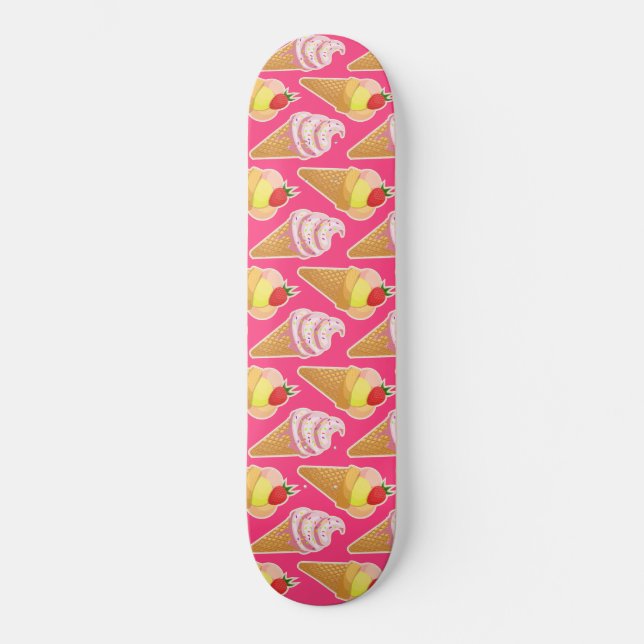 Kawaii-rosa Muster mit Erdbeereis Skateboard (Vorderseite)