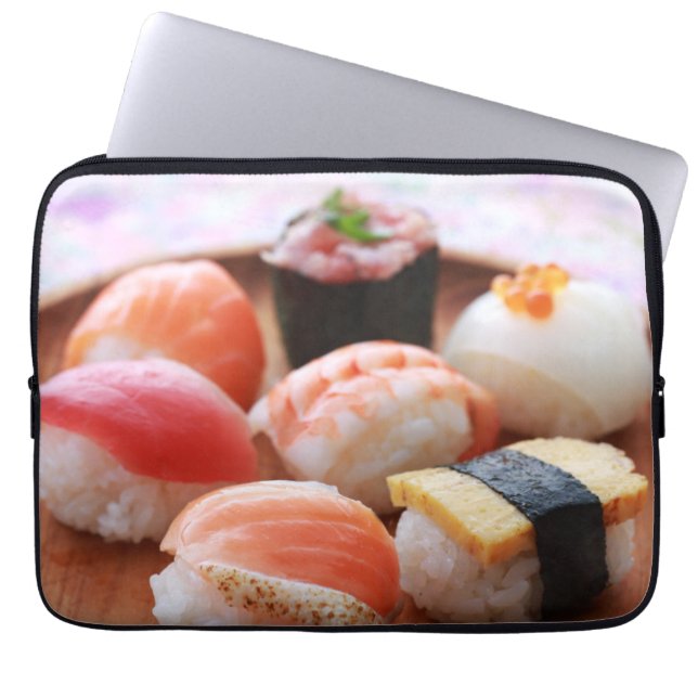 Kawaii Sushi Harmony – Laptop Sleeve by SUSHIMI (Vorderseite)