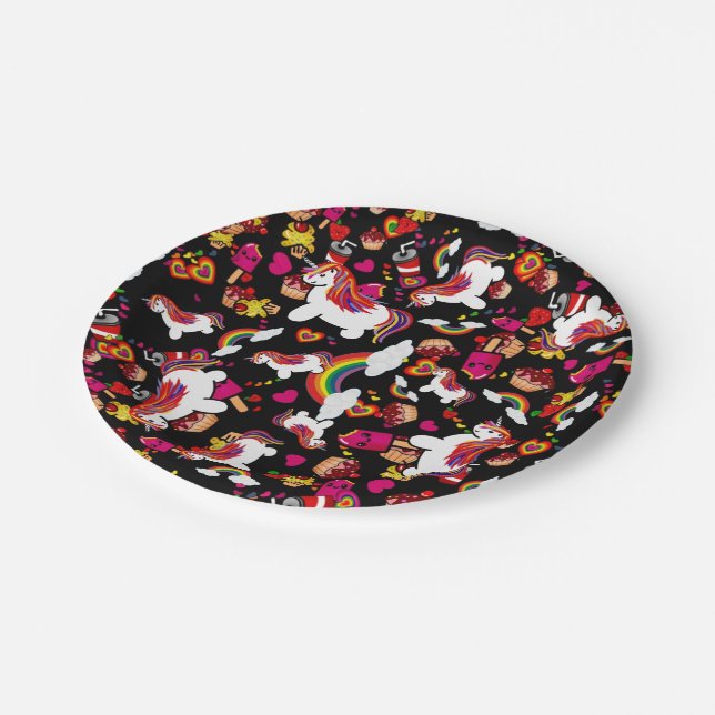 Kawaii Unicorn Cupcake Doodles Personalisiert Pappteller (Schrägansicht)