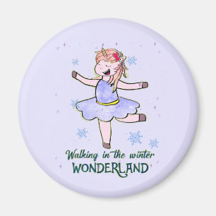 Kawaii Unicorn Wandern im Winter Magnet